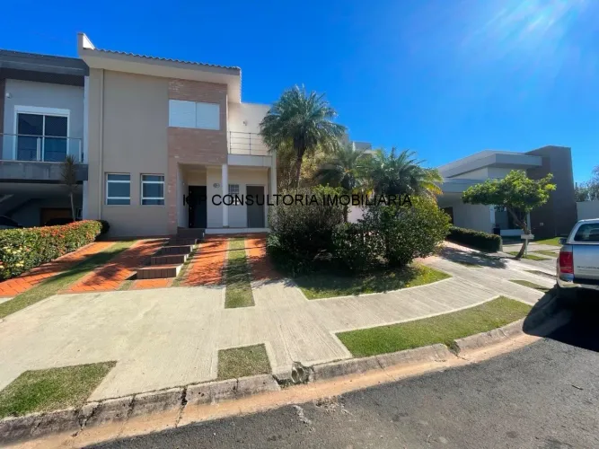 Casa de Luxo em Condomínio - 3 Quartos, 1 Suíte, 2 Salas, 4 Banheiros, 6 Vagas - Jardim Vi