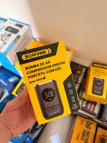 Bomba de Ar Compressor Digital Portátil