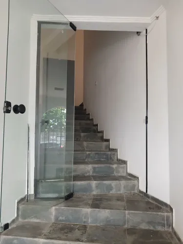 Excelente PONTO COMERCIAL Espaçoso!