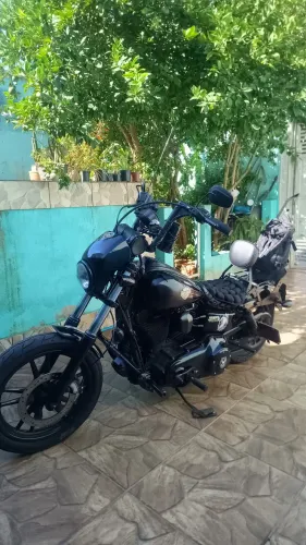 Harley Dyna S Glide, pequena monta, não aparece no documento. Toda revisada, eportunide.