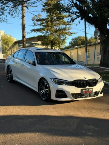 BMW 320I A 2.0 TB M Sport Activeflex 16V 4P 2022