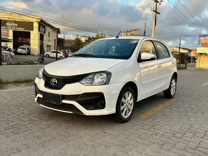 Toyota Etios X Plus 1.5 Flex 16V 5P Aut. 2020
