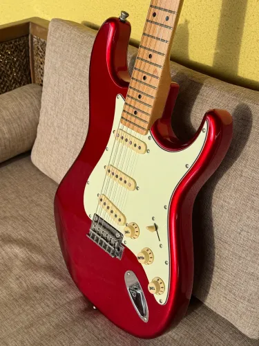 Guitarra Tagima T635
