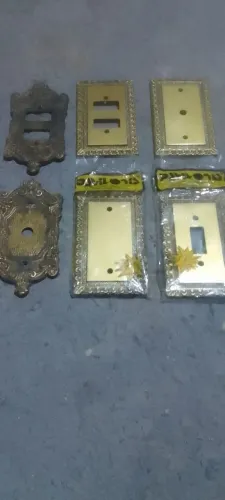 Espelho tomada tipo colonial (plastico)