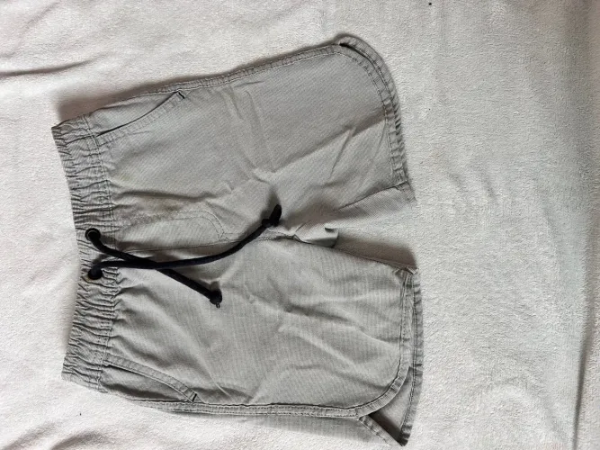 Roupas infantis da Zara. Tip top e Renner em perfeitas condições.