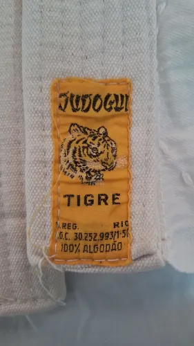 Kimono tigre adulto a2.