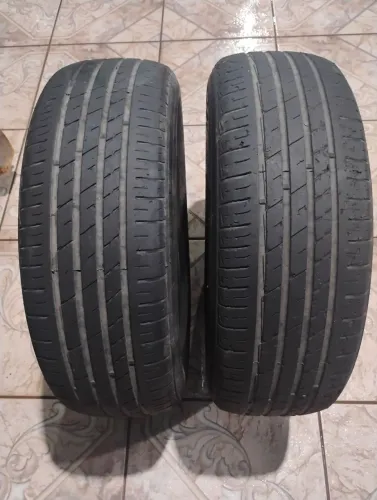 Vendo Pneus 15
