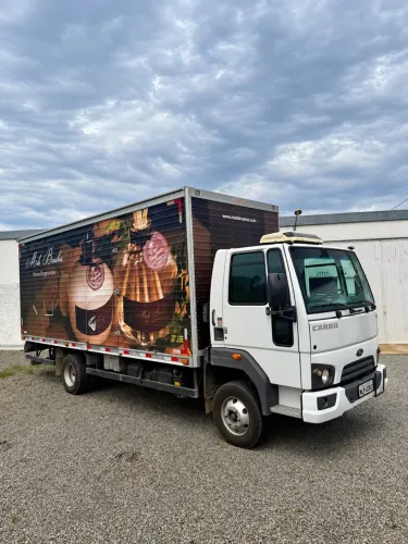 Ford Cargo 1119 2014 Baú Linshalm Único Dono