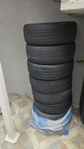 Pneu 205/55/R17 meia vida (cada um)