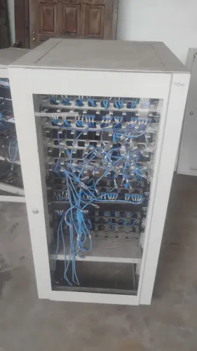 Rack Telecom. Leiam os comentários adicionais.