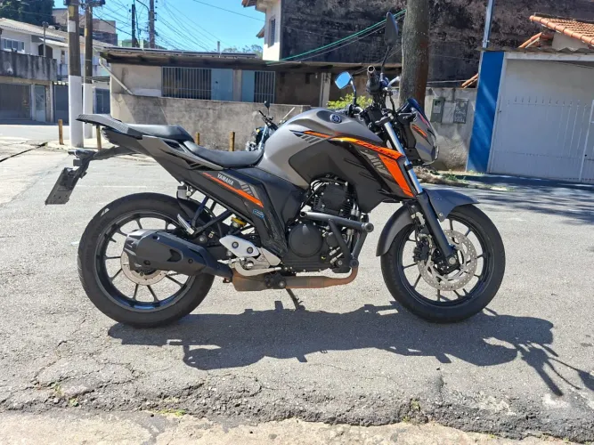 Fz25 2025