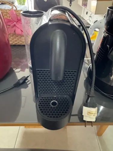 Vendo cafeteira Nespresso