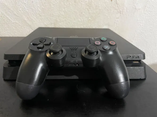 Vendo Playstation 4 Slim