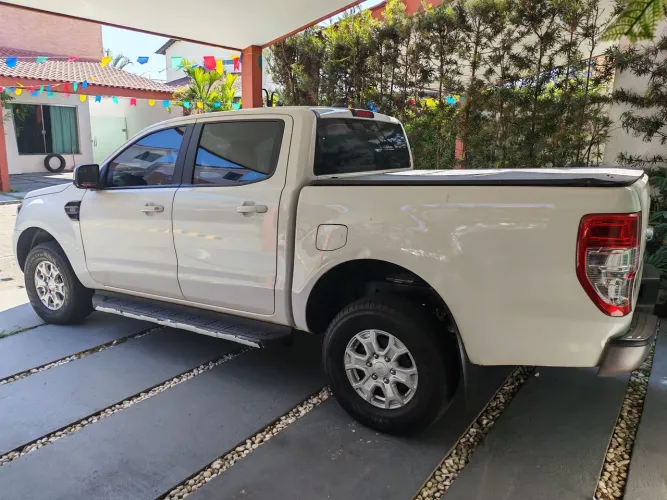 Ford Ranger XLS 2.2 4X2 CD Diesel Aut. 2022