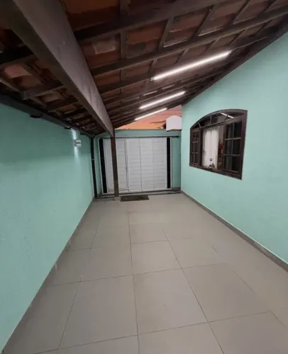 Casa padrão em canudos