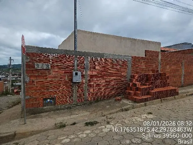 Oferta com destaque Casa em Salinas - MG, Nº 248, 2 quartos, 255,15m² | Licitação Aberta