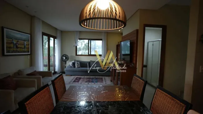 Casa à Venda em Condomínio 7 Quartos, 4 Suítes, Piscina e 4 Vagas de Garagem-Pombos, PE