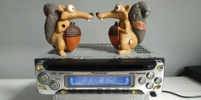 RADIO CD PIONEER DEH-1650