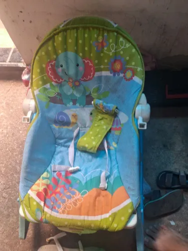 Cadeirinha de balanço 