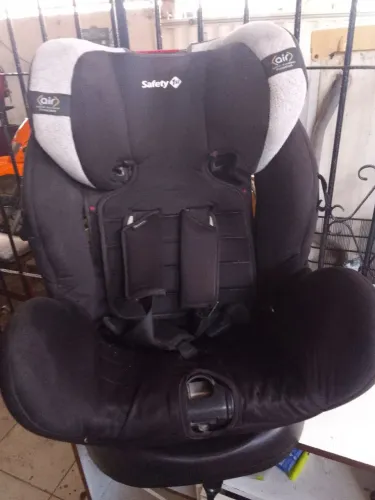 VENDO CADEIRINHA SE CARRO PARA BEBÊ - SAFET 1ST<br>? VENDO CADEIRINHA DE CARRO PARA BEB