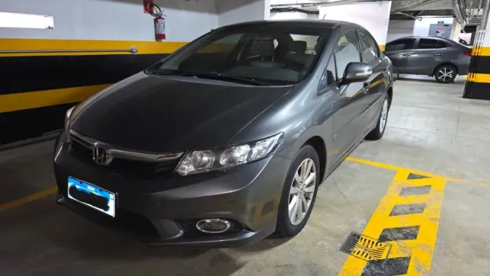 Honda Civic Sedan LXR 2.0 Flexone 16V Aut. 4P 2014
