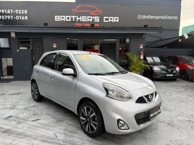 Nissan March SL 1.6 16V Flexstart 5P Mec. 2015