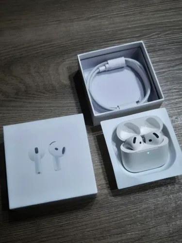 Airpods 4