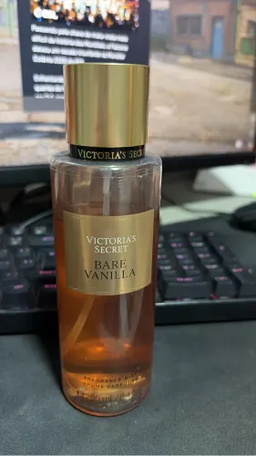 Vendo body splash Victoria Secret bare vanilla