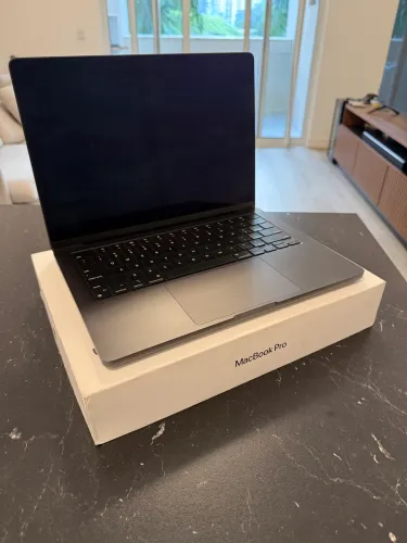 MacBook Pro M4 - 14" - 16Gb - 512Gb