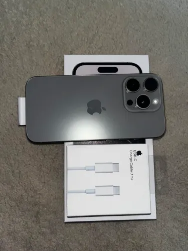 iPhone 15 pro novo
