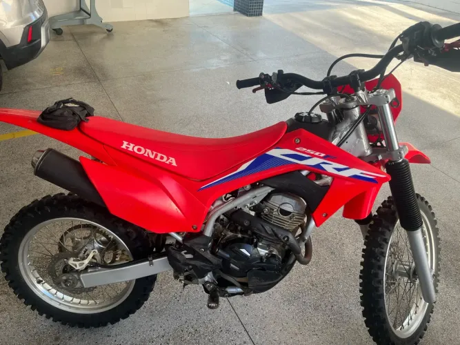 Honda CRF 250 F 2023/2024