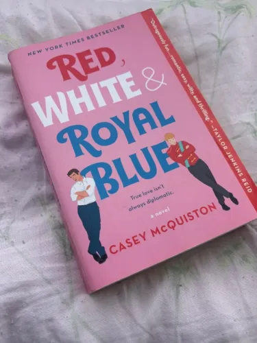 Vermelho Branco Sangue Azul em inglês 