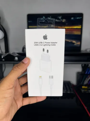 Carregador iPhone Tipo C Branco Premium - Carregamento Rápido e Seguro
