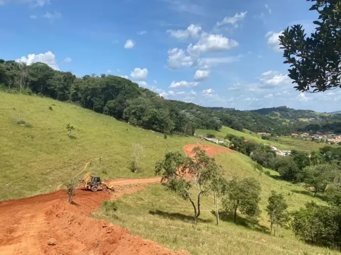 Imóvel para venda possui 600 metros quadrados em Águas de Igaratá - Igaratá - SP