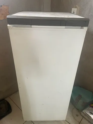Freezer pra conserto