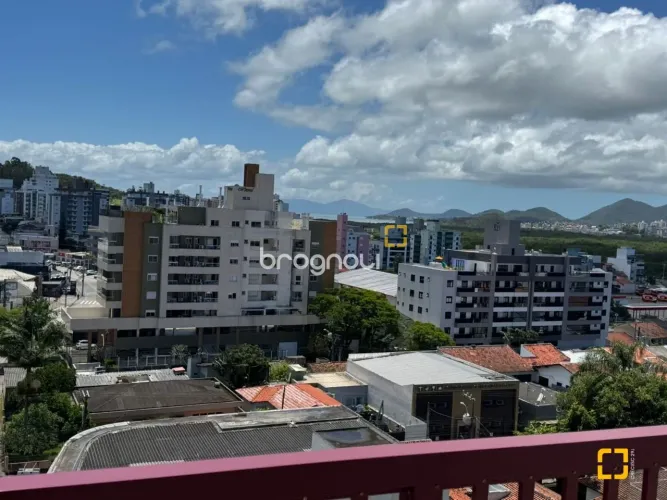 Studio mobiliado à venda na Trindade - Florianópolis