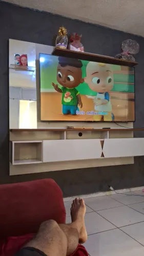 Smart TV 4K 65" + Painel