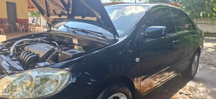 Toyota Corolla XLI 1.6 16V 110cv Aut. 2004
