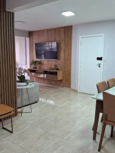 Apartamento mobiliado 4/4 St. Oeste 