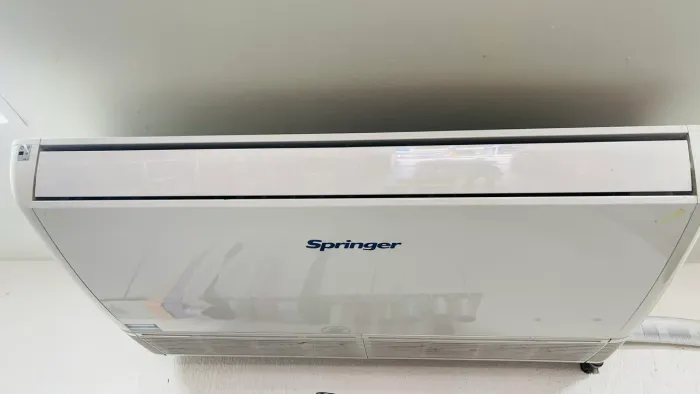 AR CONDICIONADO SPRINGER 220V