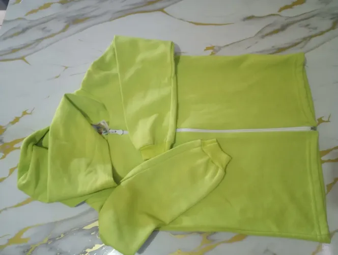 Vendo blusa moletinho flanelado de punho infantil