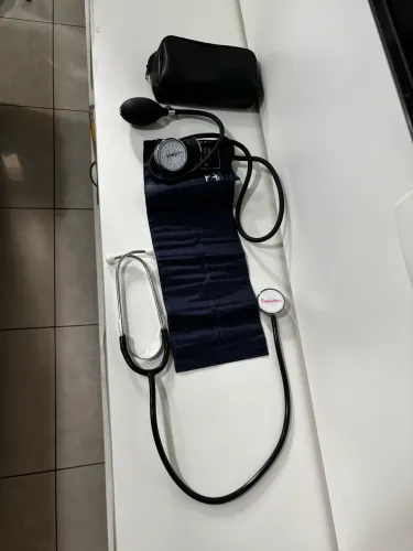 Estetoscópio + Esfigmomanômetro Premium