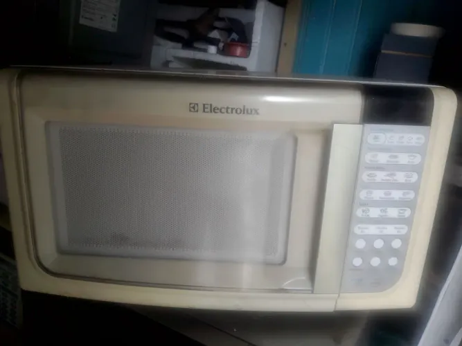 Microondas 110 VT 160 reais 