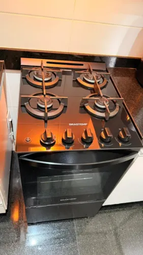 Fogão Brastemp 4 Bocas Preto com Mesa de Vidro
