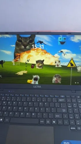 Notebook Ultra ? em ótimo estado