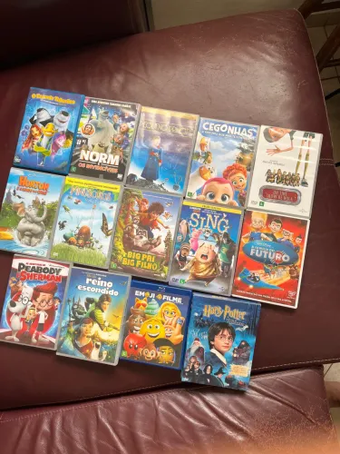 Lote com 14 DVD e Blue-ray