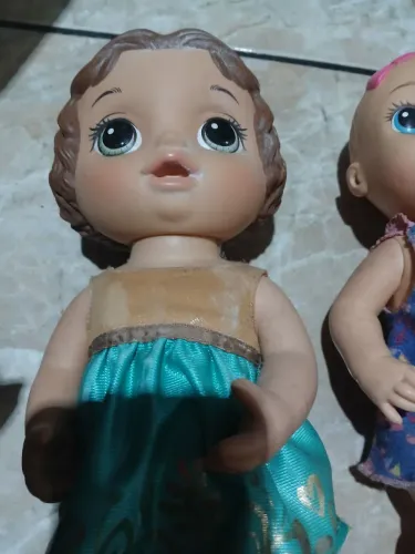Boneca baby. Alive