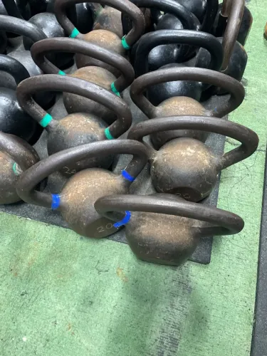 Kettlebells de ferro - R$11/kg