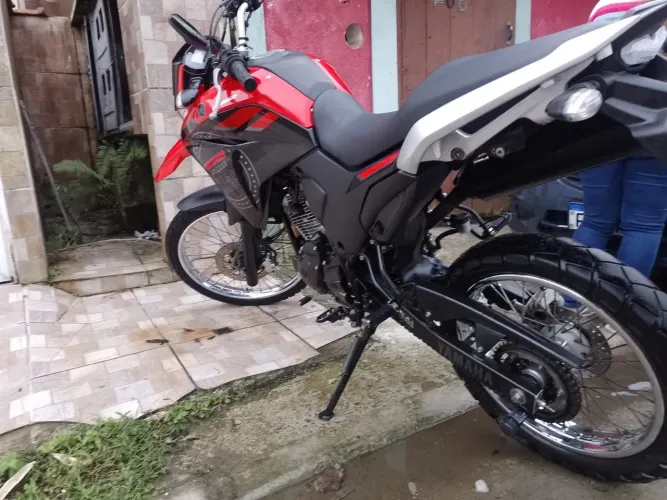 Moto Lander*