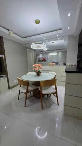 Apartamento com 3/4 á venda na Paralela